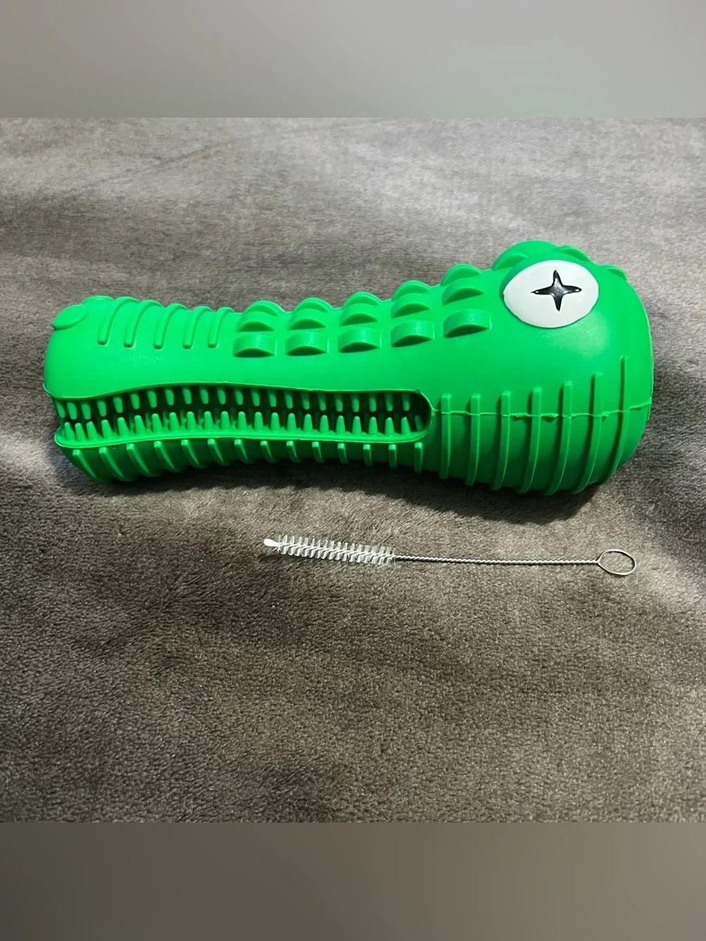 Green Reptile Silicone Chew Toy for Pets
